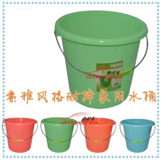 國(guó)產(chǎn) Domestic （質(zhì)量好）小水桶 8升 顏色隨機(jī)